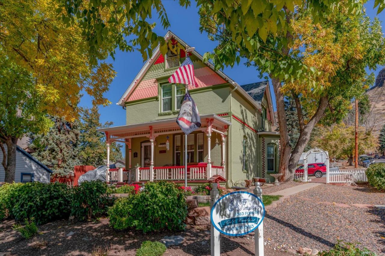 The Silk Pincushion (Adults Only) Bed & Breakfast Golden Dış mekan fotoğraf
